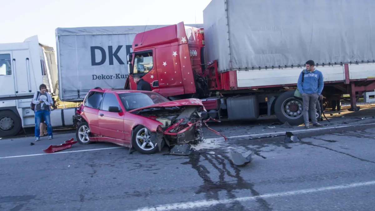 Some Evidence Your Lawyer Will Use in a Truck Accident Lawsuit