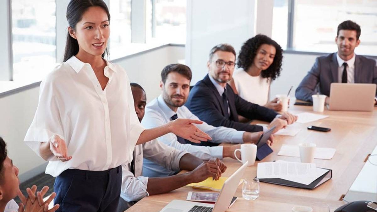 Developing Leadership Presence: Techniques Covered in Management Courses