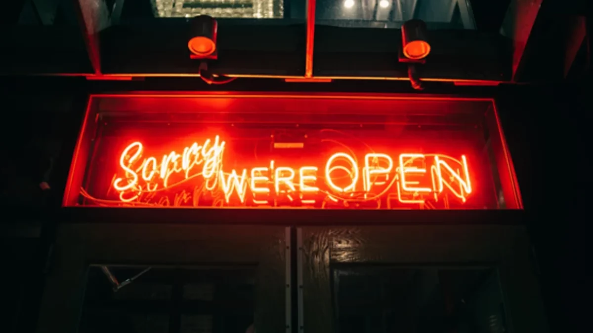 Illuminate Your Brand: How Neon Business Signs Boost Shop Promotion