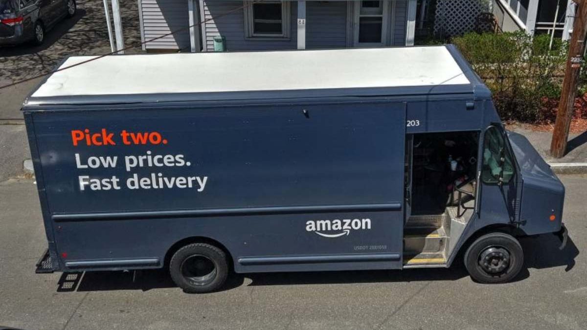 What to Do After an Accident with an Amazon Delivery Driver