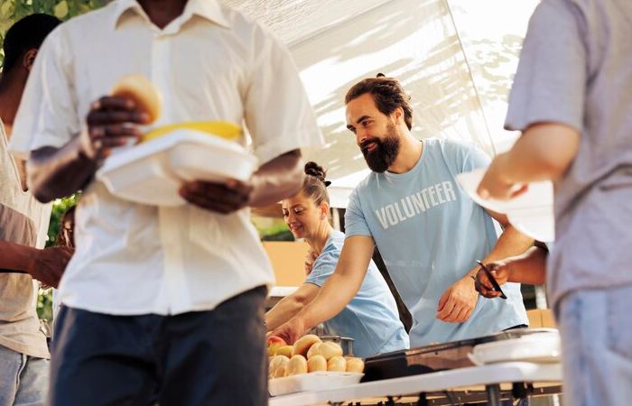 7 Useful Tips to Utilize a Volunteer Platform for Effective Volunteer Scheduling