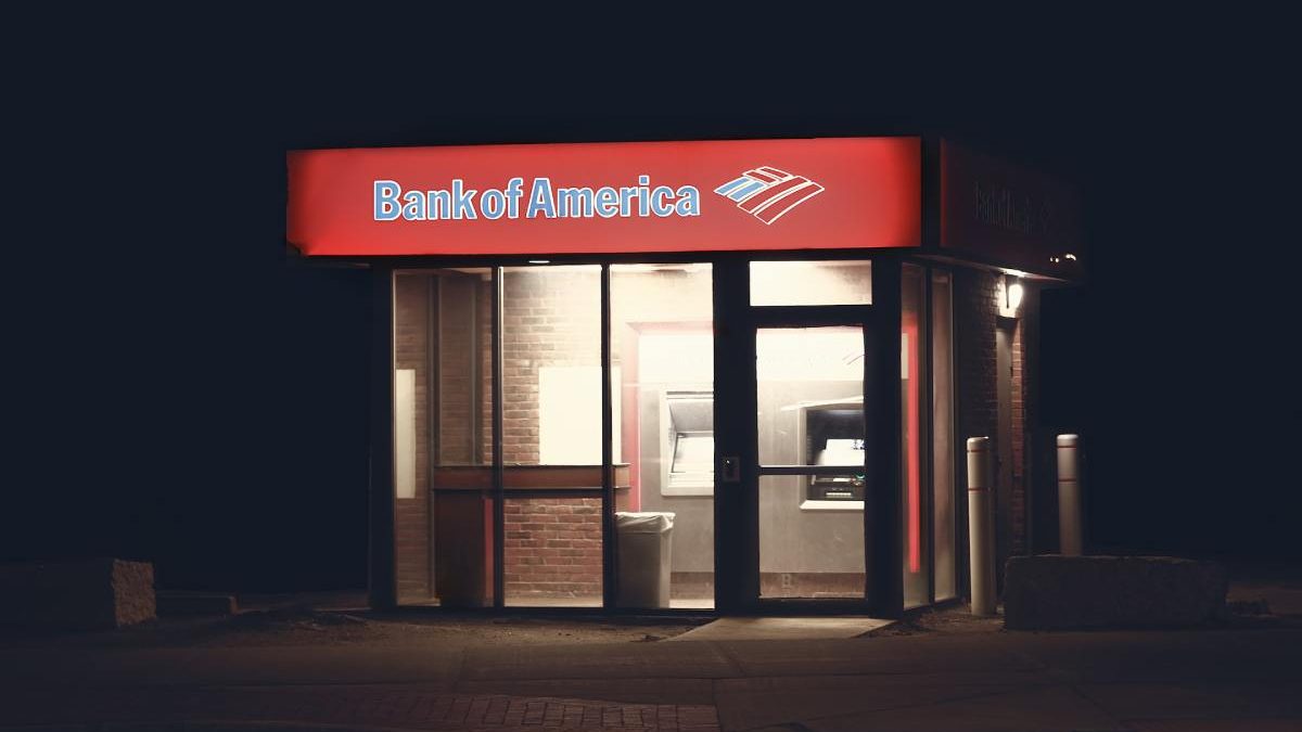 How Do Crypto Users Benefit from Bitcoin ATMs?