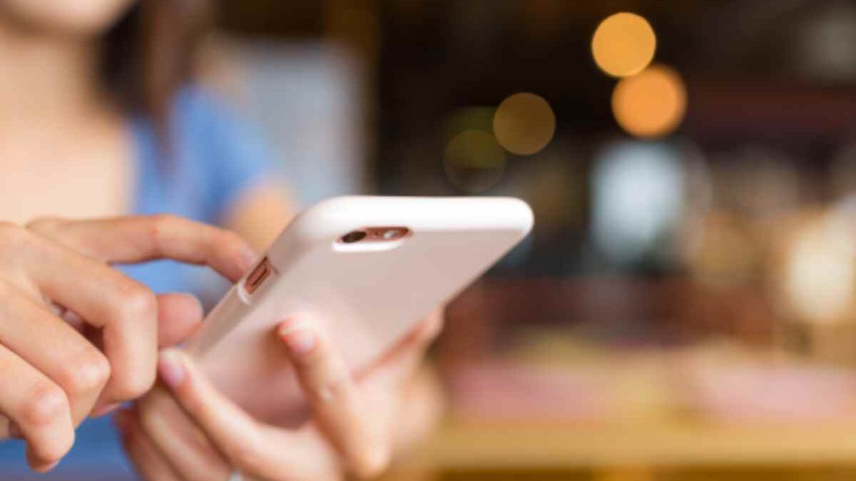 Necessary Tips for Choosing the Right  Mobile Plans