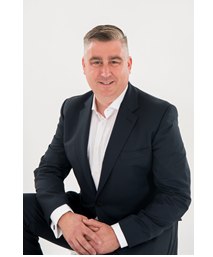 Author_ Alex Minett